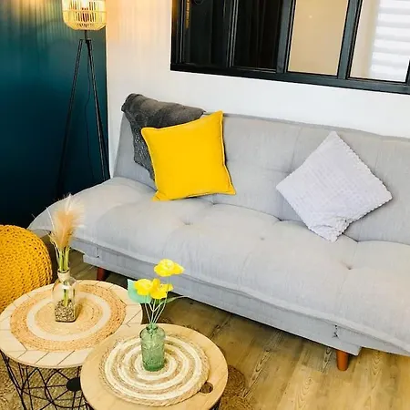 Joli Cosy Апартаменты *